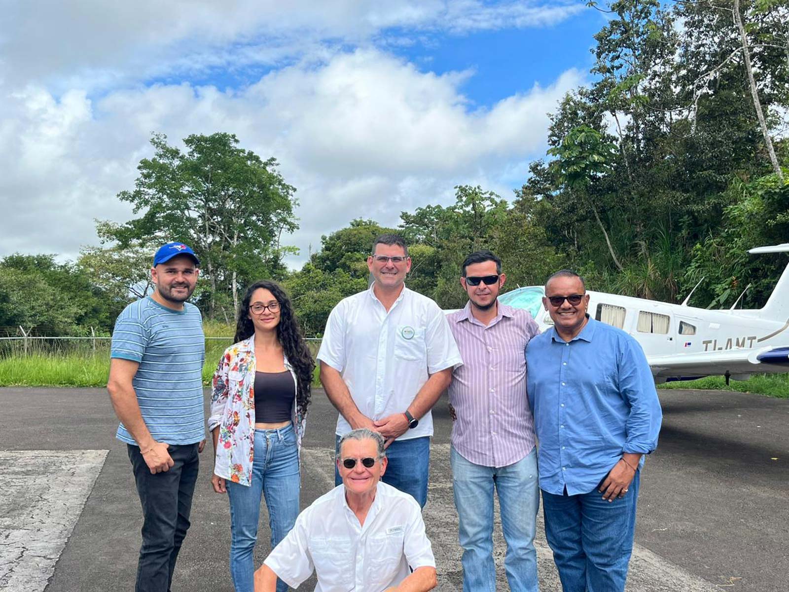 Quetzales y Ballenas, Convenio entre Destinos, Osa y Coto Brus